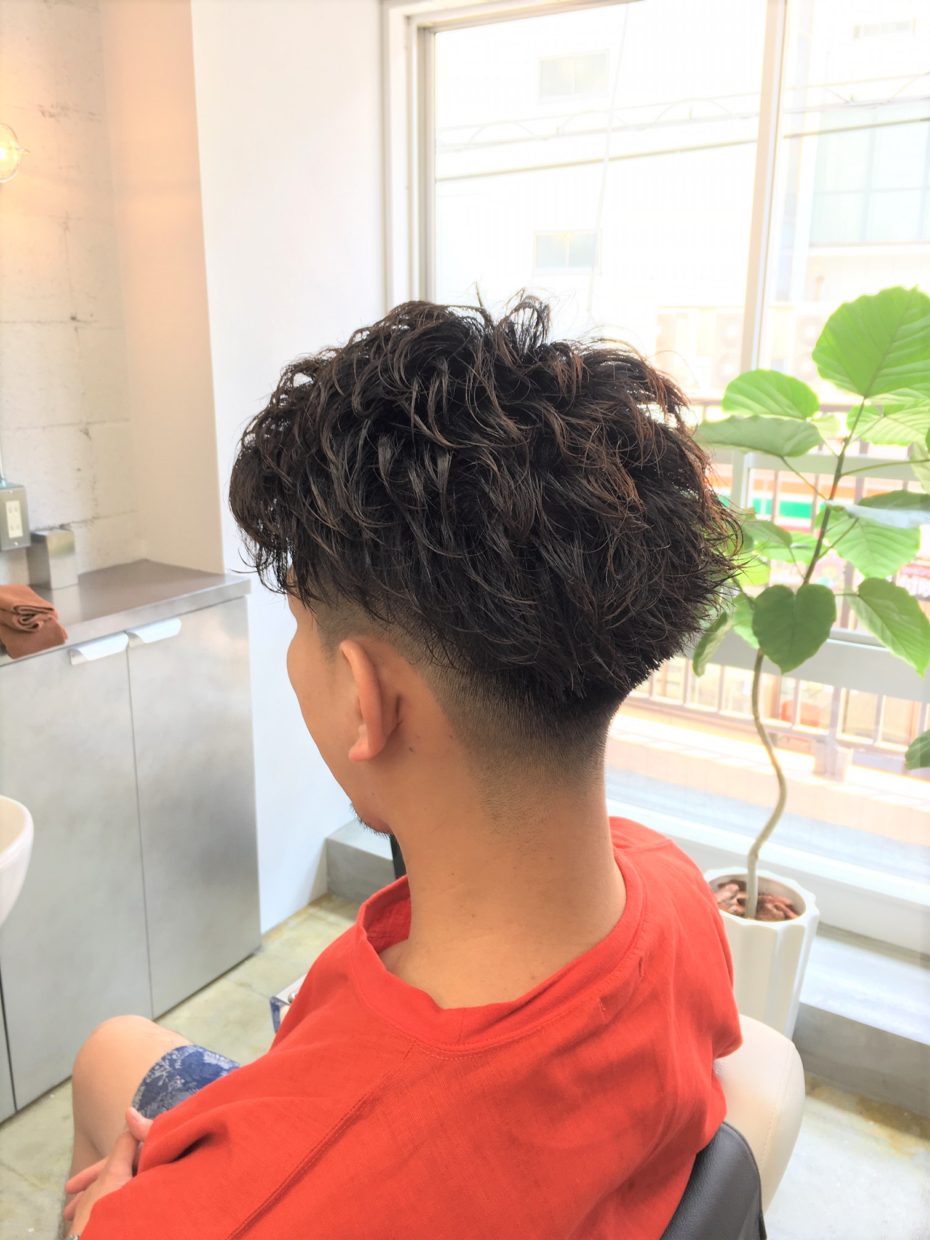 メンズカット パーマ フェード Www Barber Shop 大阪市北区 梅田 中津駅すぐのメンズにお勧めのバーバー